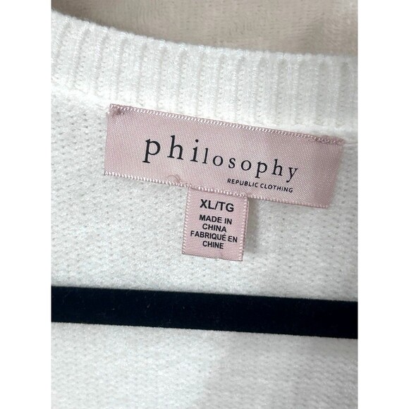 Philosophy by Republic Woman’s Size XL V-Neck White Sweater with Faux Fur Cuffs. - Picture 5 of 12